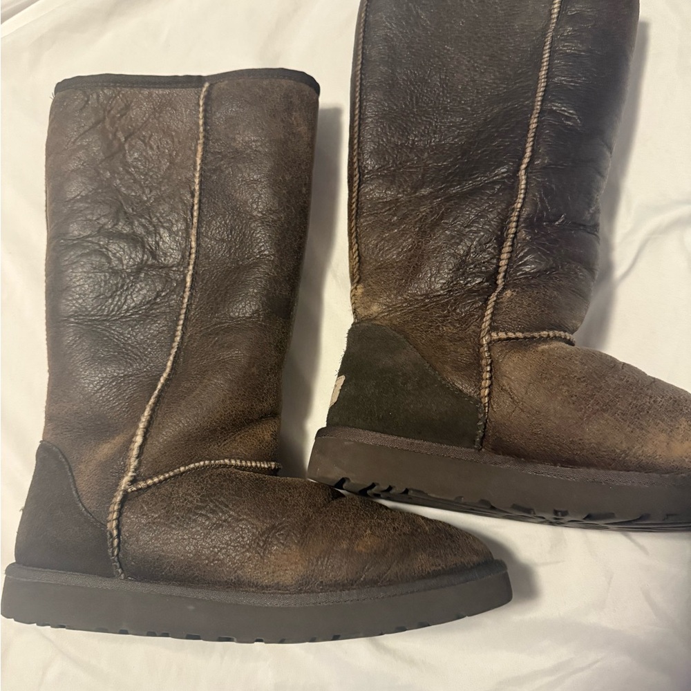 UGG Dark Brown classic tall bomber Leather Boots size 10W - Picture 5 of 13